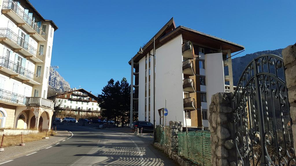 Supermountainski Cortina コルティーナ・ダンペッツォ エクステリア 写真
